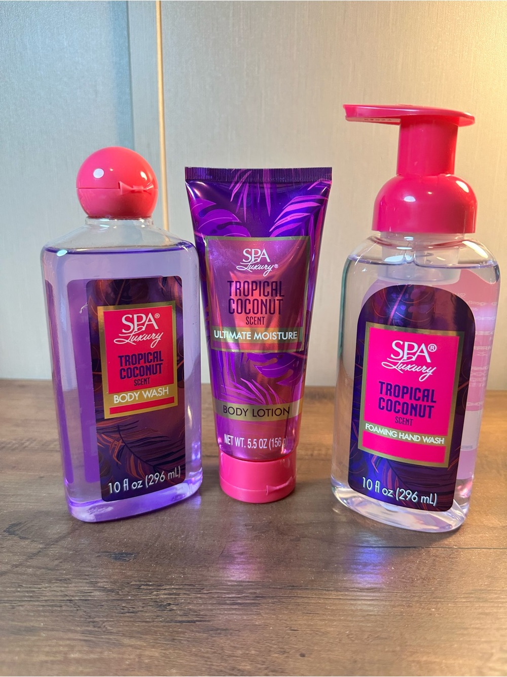 Spa Luxury 3PC TROPICAL COCONUT Body Wash, Lotion & Foaming Hand Wash NEW